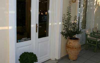 ενοικιαζόμενα δωμάτια στην άνδρο